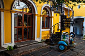 Pondicherry, Tamil Nadu. French colonial architecture. 